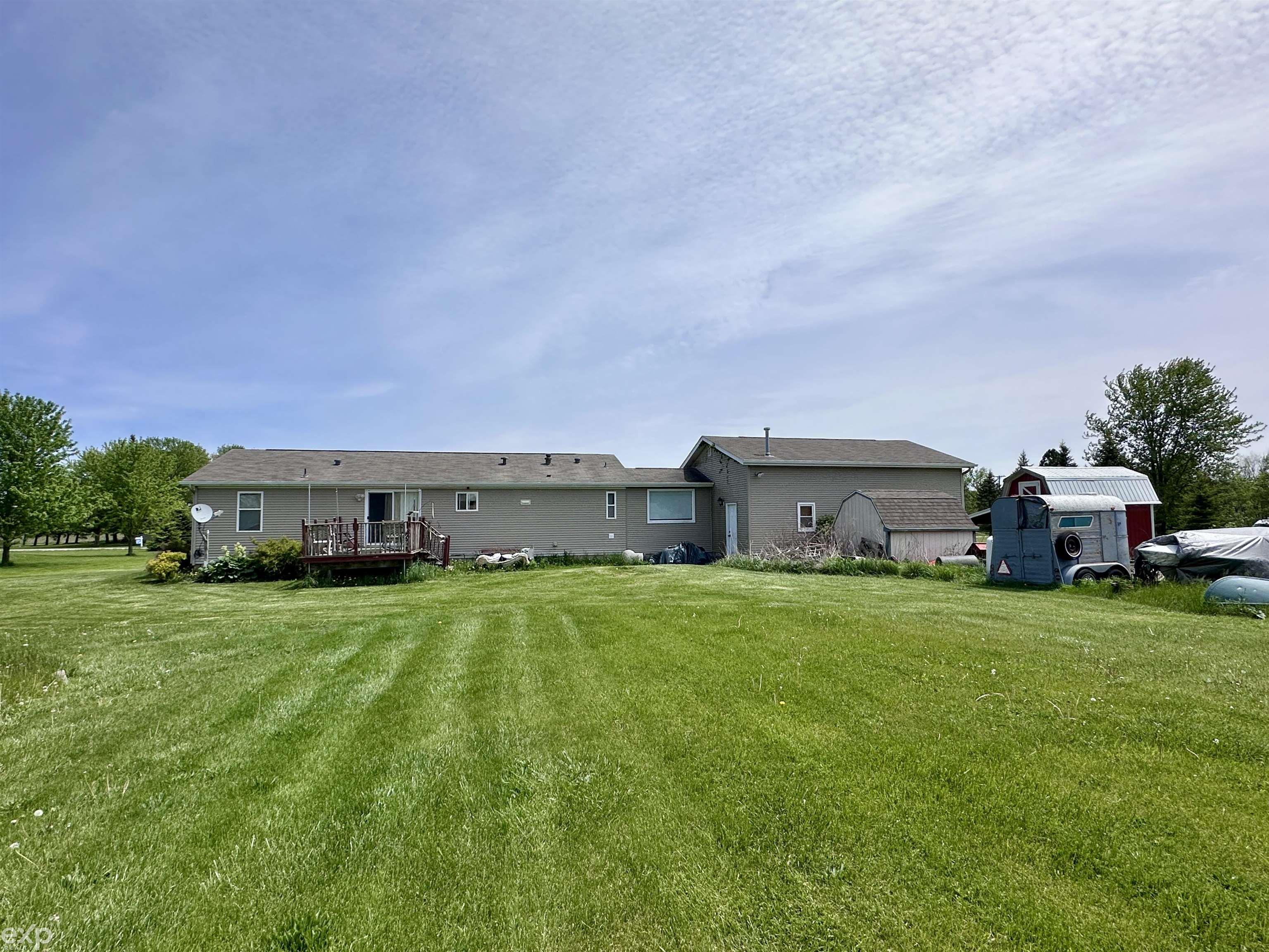8787 Wildcat Road Jeddo, MI 48032 - Photo 15 of 27