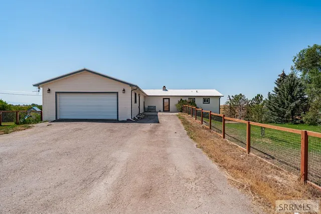 $524,000 | 1235 W Highway 26, Blackfoot, ID 83221