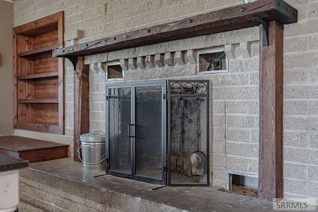 $524,000 | 1235 W Highway 26, Blackfoot, ID 83221