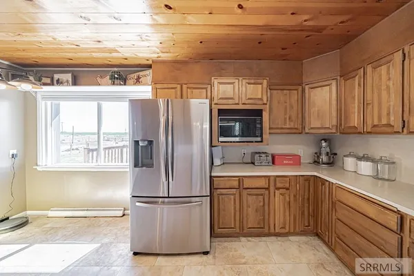 $499,000 | 1235 W Highway 26, Blackfoot, ID 83221