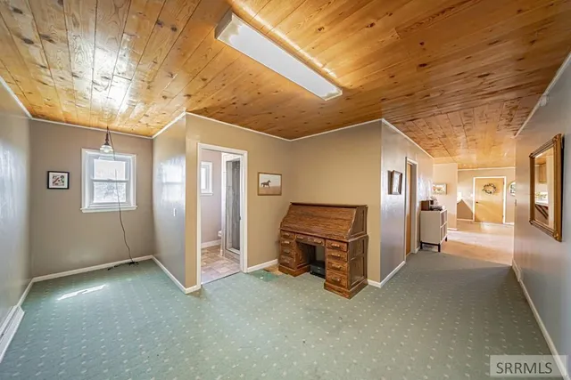 $524,000 | 1235 W Highway 26, Blackfoot, ID 83221