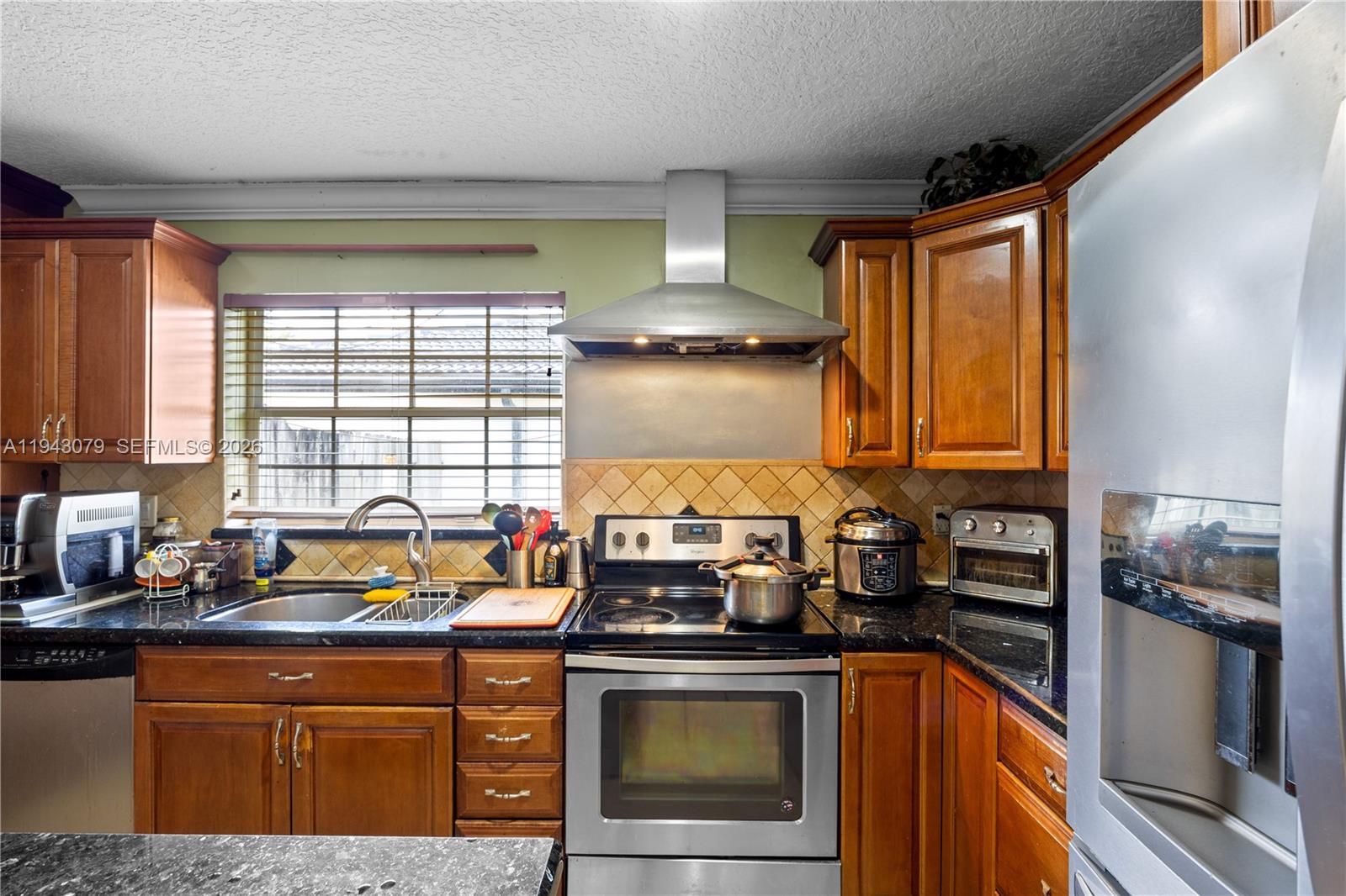 15330 Southwest 170th Terrace Miami, FL 33187 - Photo 12 of 39 Stainless steel appliances.