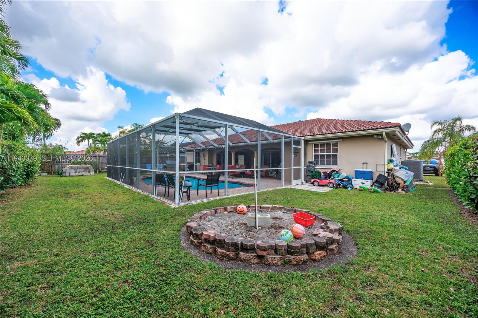 15330 Southwest 170th Terrace Miami, FL 33187 - Photo 32 of 39 Spacious backyard.