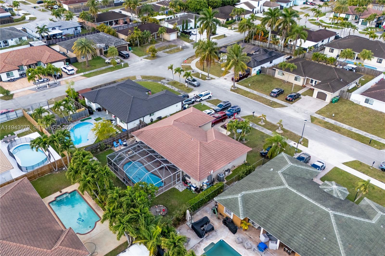 15330 Southwest 170th Terrace Miami, FL 33187 - Photo 35 of 39