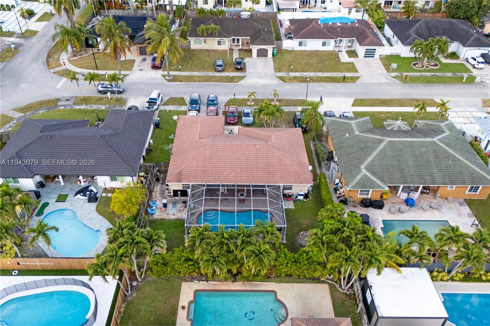 15330 Southwest 170th Terrace Miami, FL 33187 - Photo 36 of 39