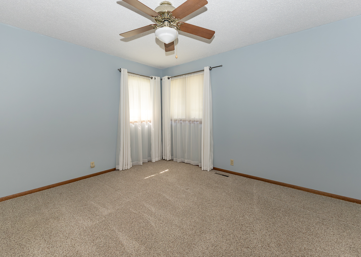 710 1st Avenue Fulton, IL 61252 - Photo 22 of 33