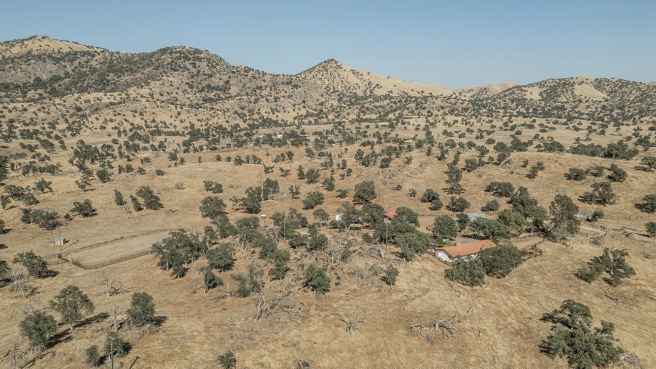 22085 Watts Valley Road Sanger, CA 93657 - Photo 85 of 98