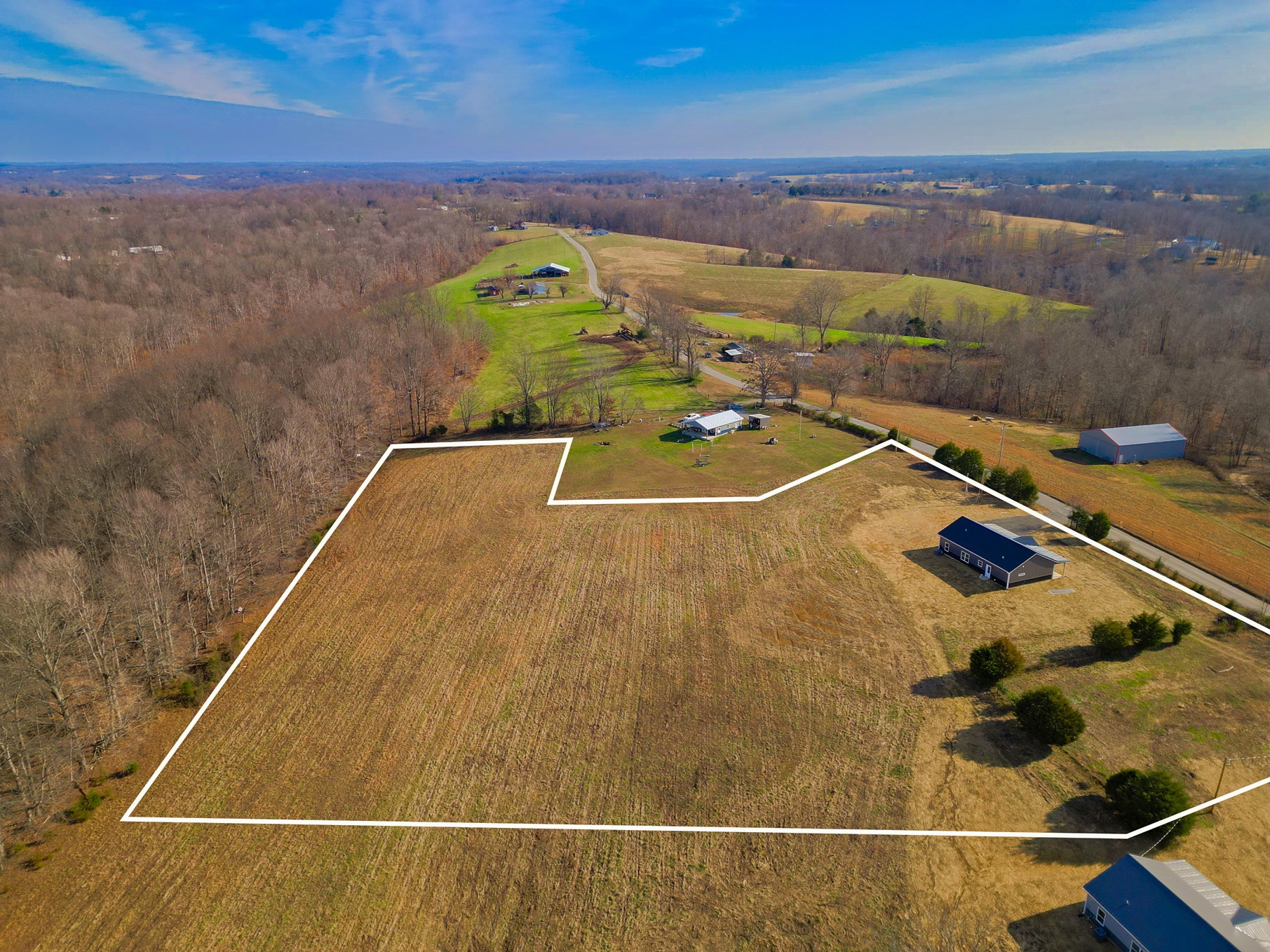 2679 Dotson Road Lafayette, TN 37083 - Photo 20 of 25 a view of a pool