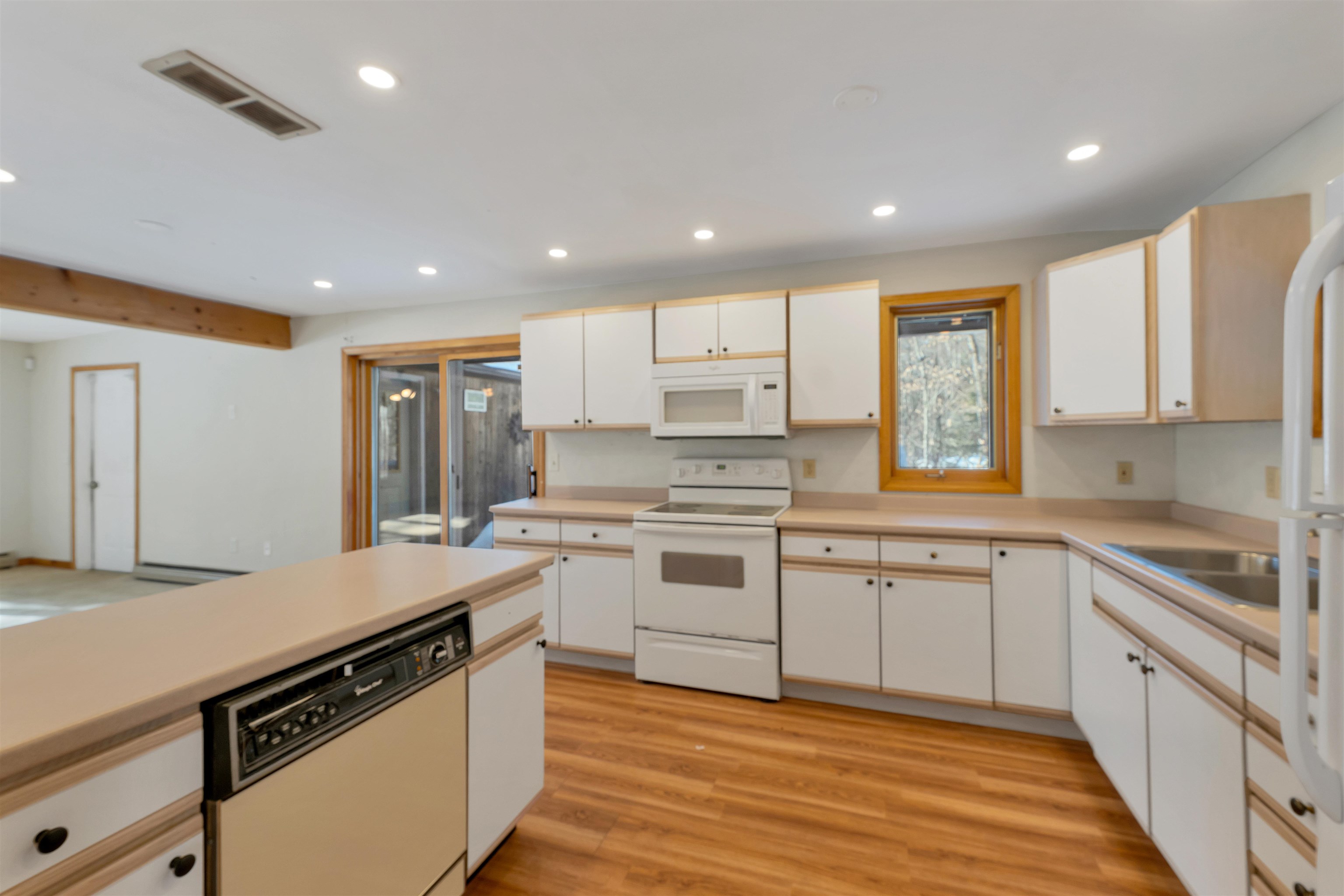 5 Circle Point Road Sanbornton, NH 03269 - Photo 17 of 49