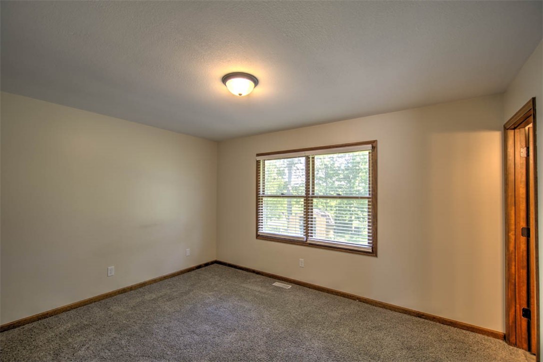1545 Highland Place Decatur, IL 62526 - Photo 16 of 31