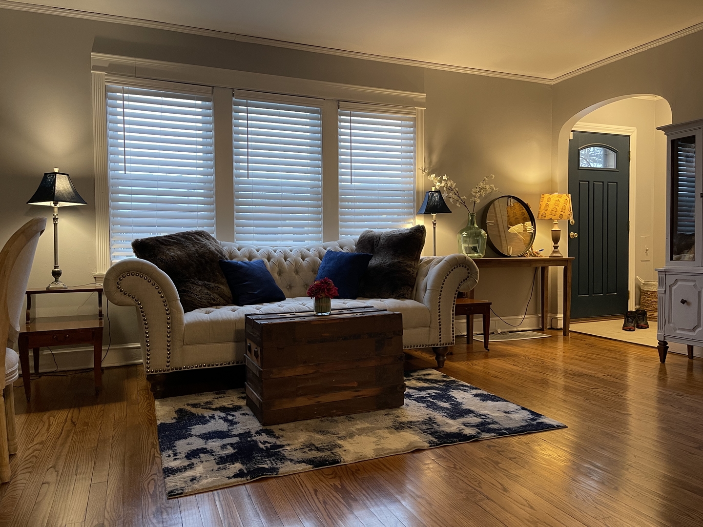 10441 South Prairie Avenue Chicago, IL 60628 - Photo 11 of 36 a living room with furniture and wooden floor