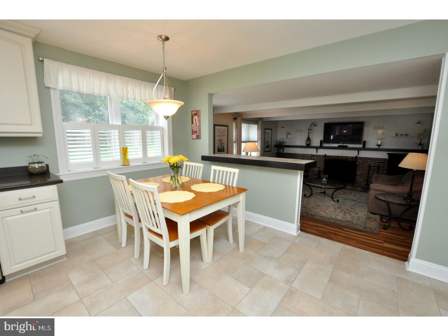 107 Greenbriar Road Delran, NJ 08075 - Photo 10 of 25
