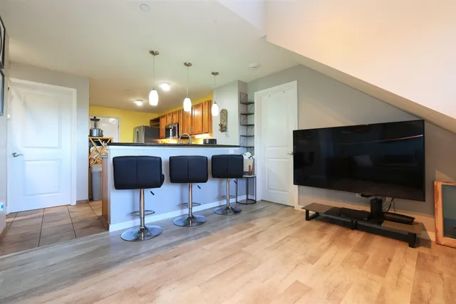 $649,800 | 3706 Lower Honoapiilani Road, Unit D43, Lahaina, HI 96761