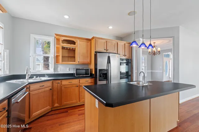 $595,000 | 121 Bayside Drive, Moyock, NC 27958