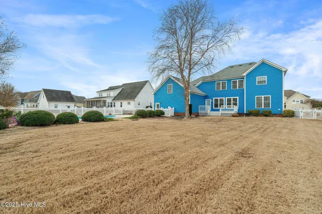 $595,000 | 121 Bayside Drive, Moyock, NC 27958