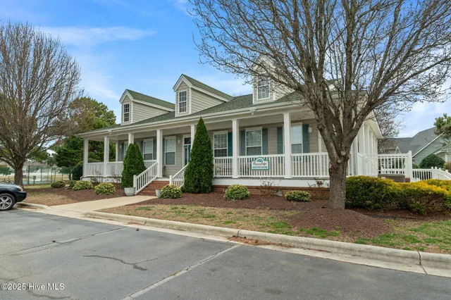 $595,000 | 121 Bayside Drive, Moyock, NC 27958