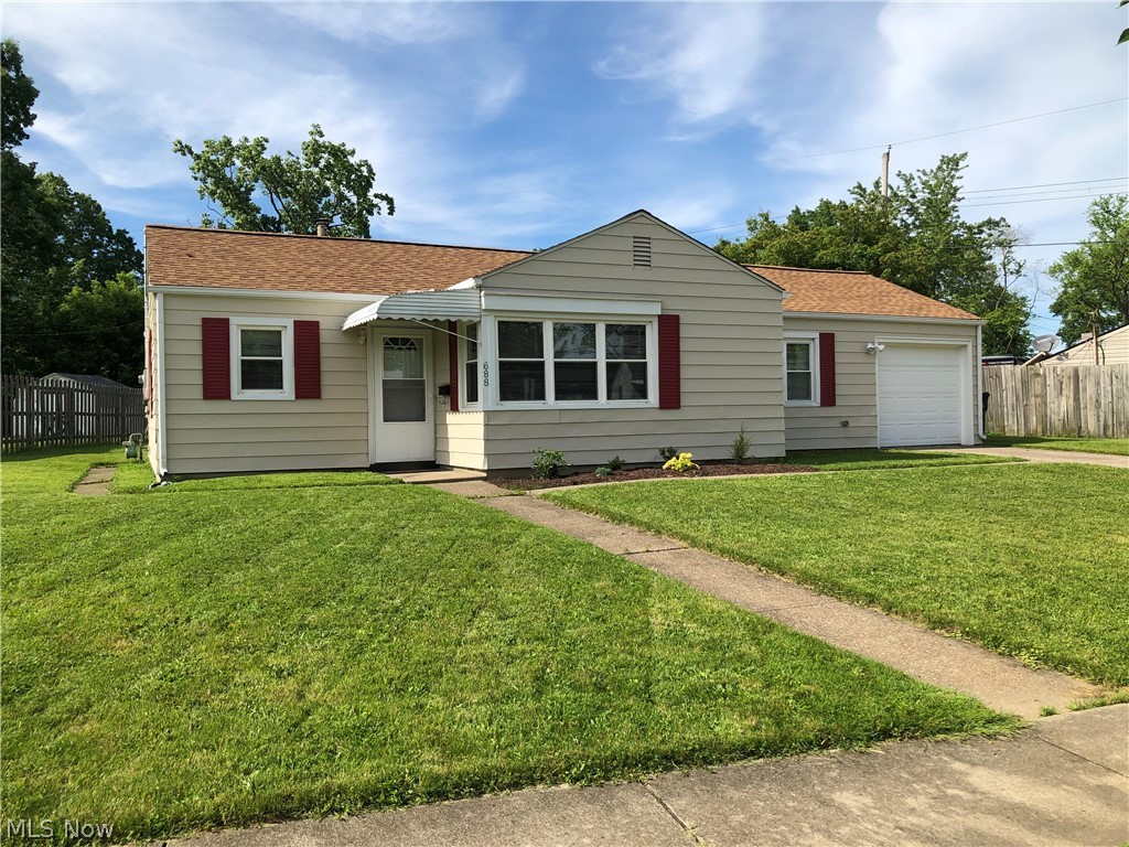 688 Weller Road Elyria, OH 44035 - Photo 1 of 20 Gallery Image 1