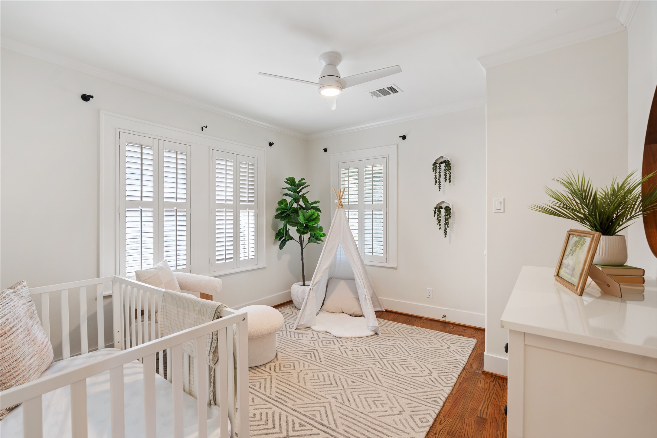 1111 Le Green Street Houston, TX 77009 - Photo 27 of 37