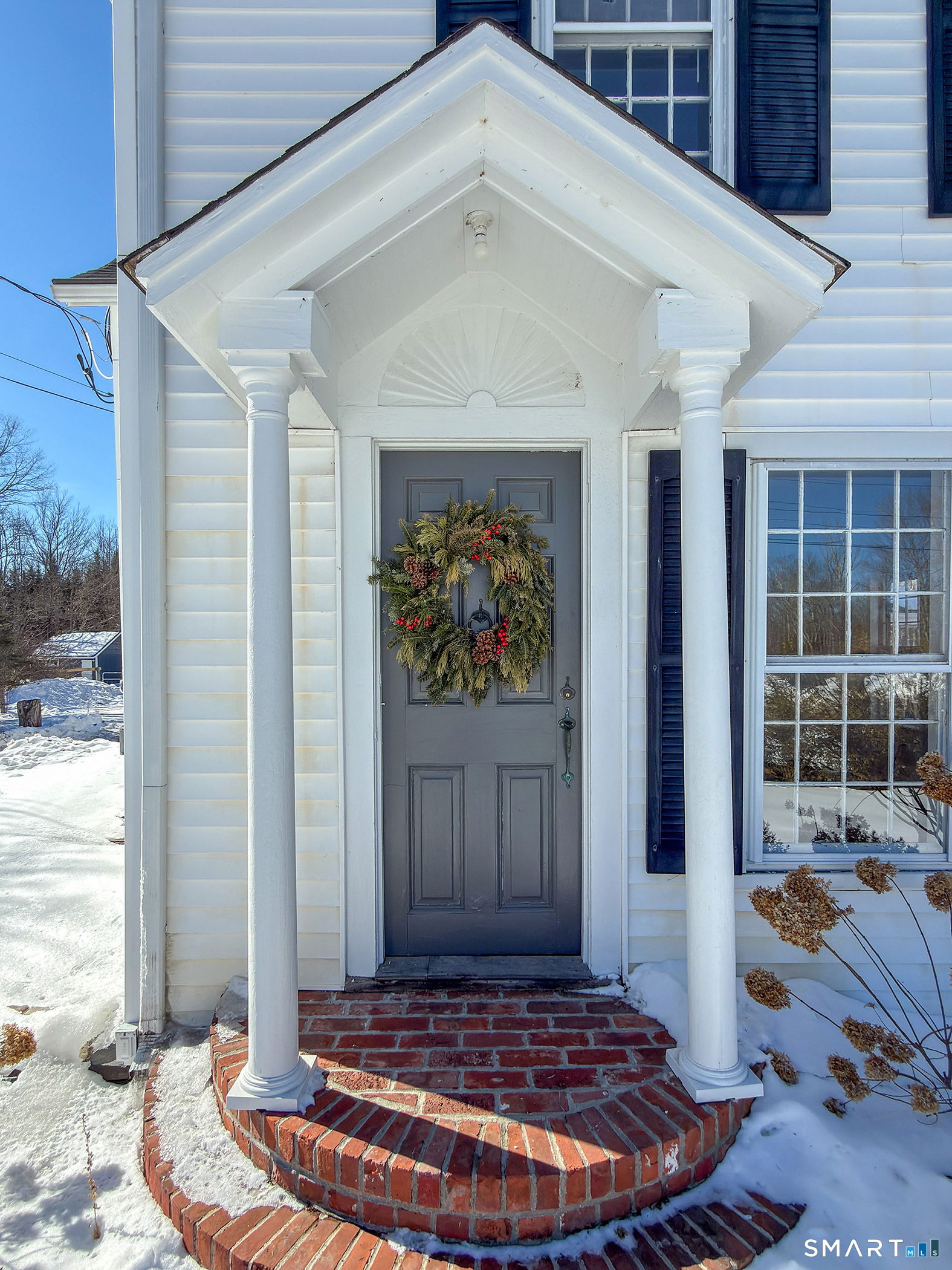 403 Beach Street Litchfield, CT 06759 - Photo 3 of 34 a very nice looking room with a large window
