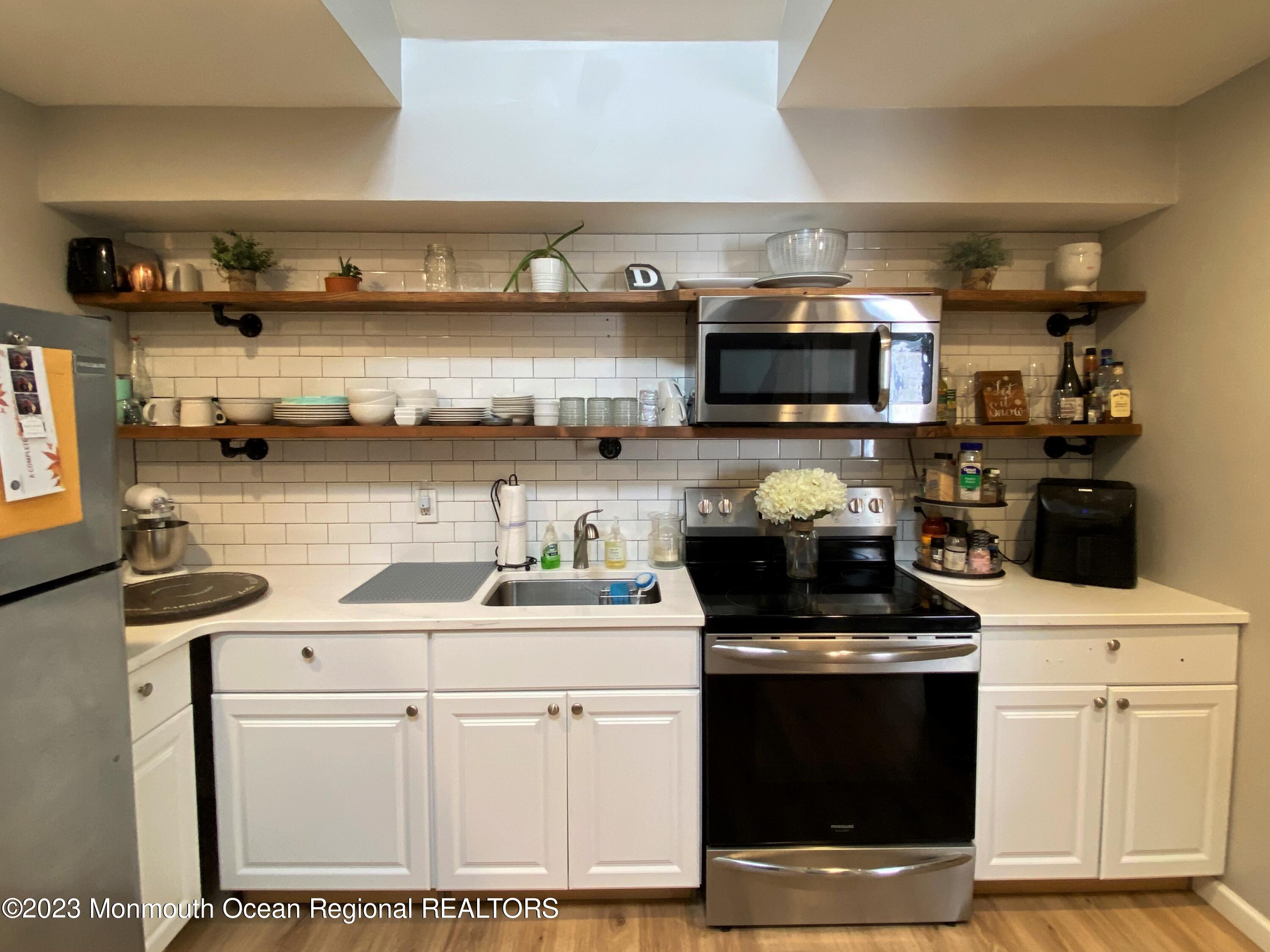 809 16th Avenue, Unit 1 Belmar, NJ 07719 - Photo 16 of 18 809 16th Ave 2