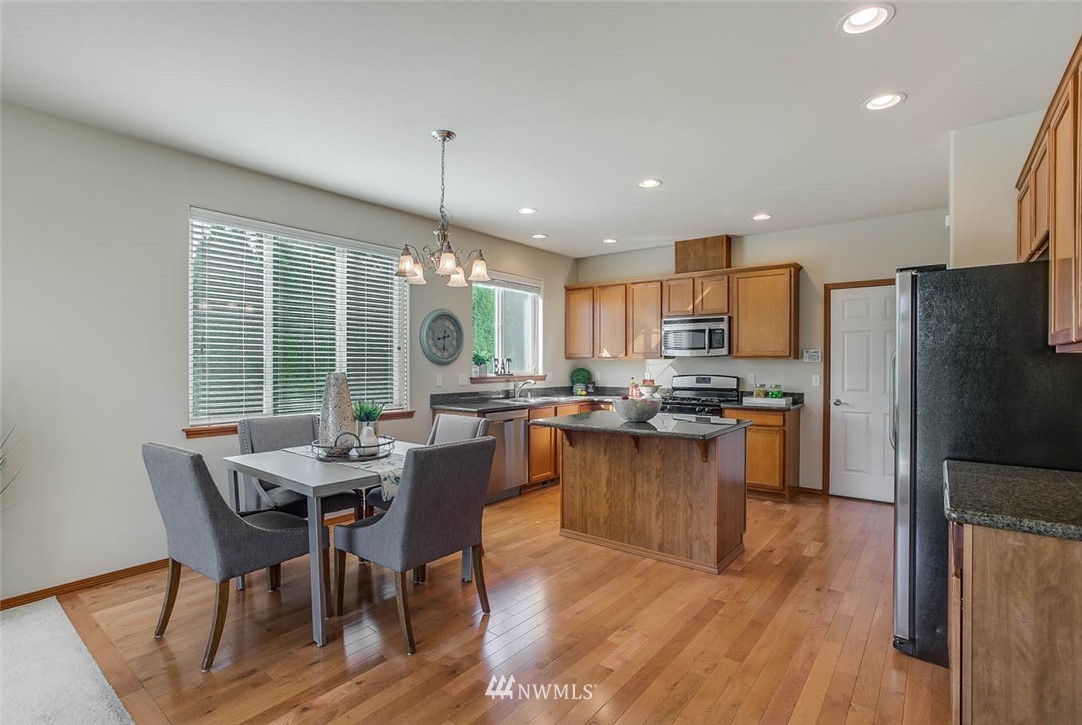 16332 1st Place West, Unit 1 Bothell, WA 98012 - Photo 4 of 25 Gallery Image 4