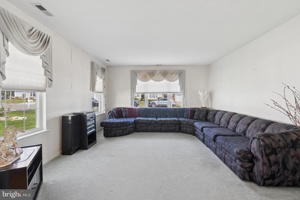 29 Grandview Place Sewell, NJ 08080 - Photo 6 of 34