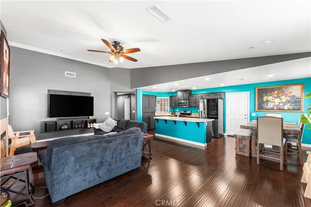 $569,900 | 37068 Waltham Place, Palmdale, CA 93550