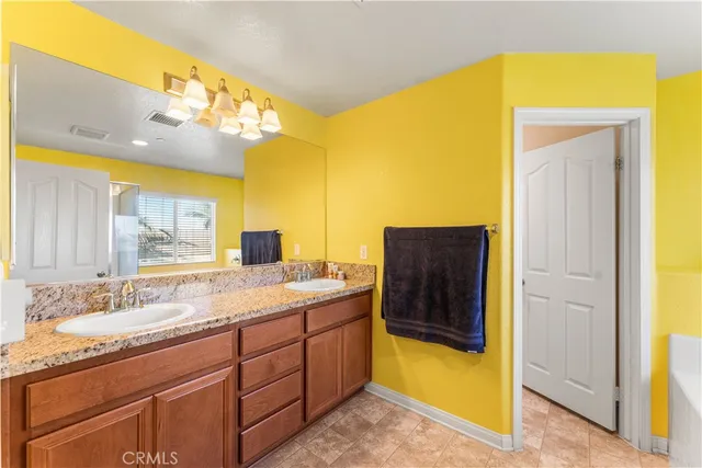 $569,900 | 37068 Waltham Place, Palmdale, CA 93550