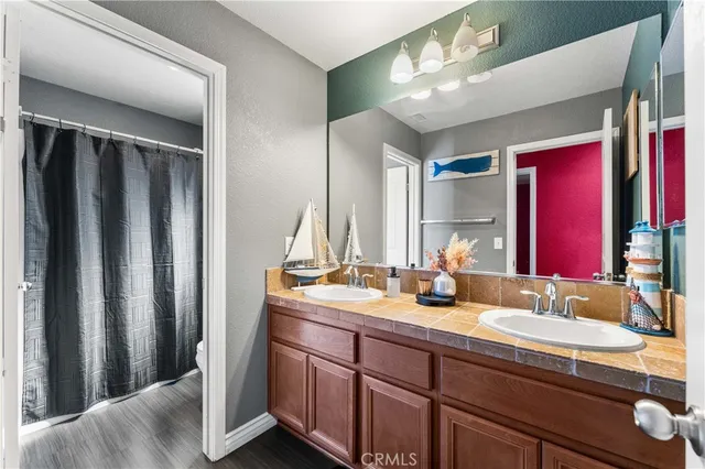 $569,900 | 37068 Waltham Place, Palmdale, CA 93550