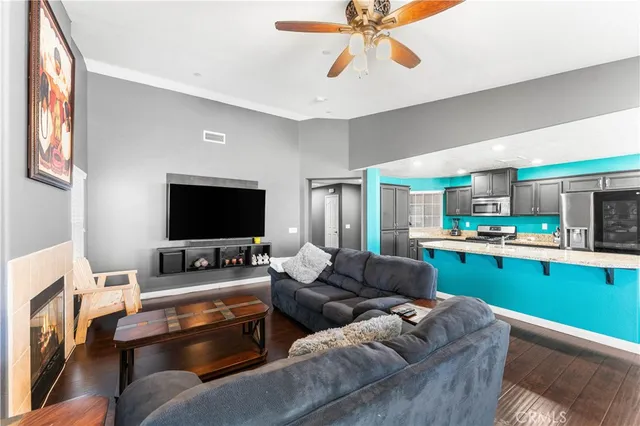 $569,900 | 37068 Waltham Place, Palmdale, CA 93550