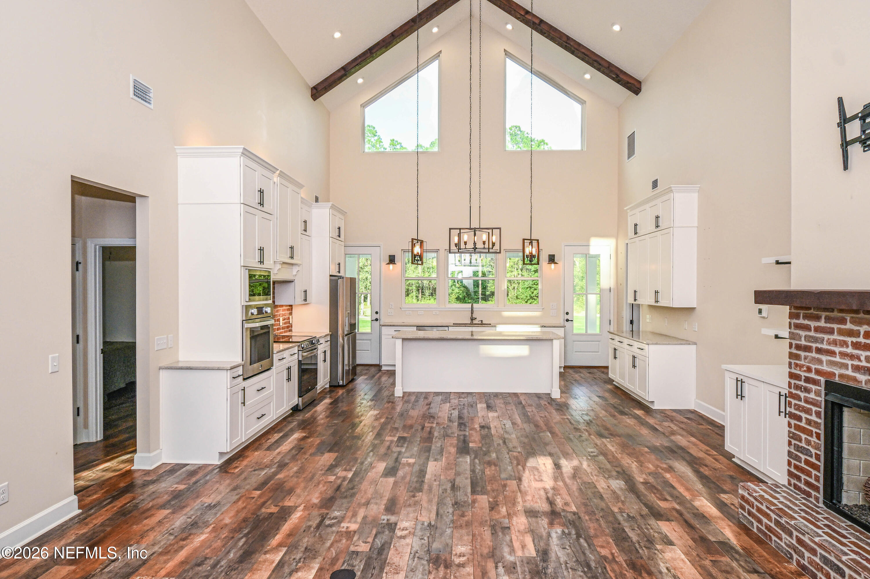 27 Jones Road Macclenny, FL 32063 - Photo 19 of 56 Family Room