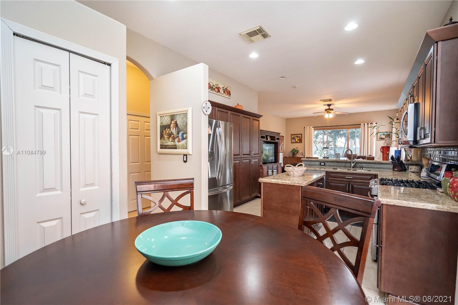 13124 Southwest 54th Court Miramar, FL 33027 - Photo 18 of 57