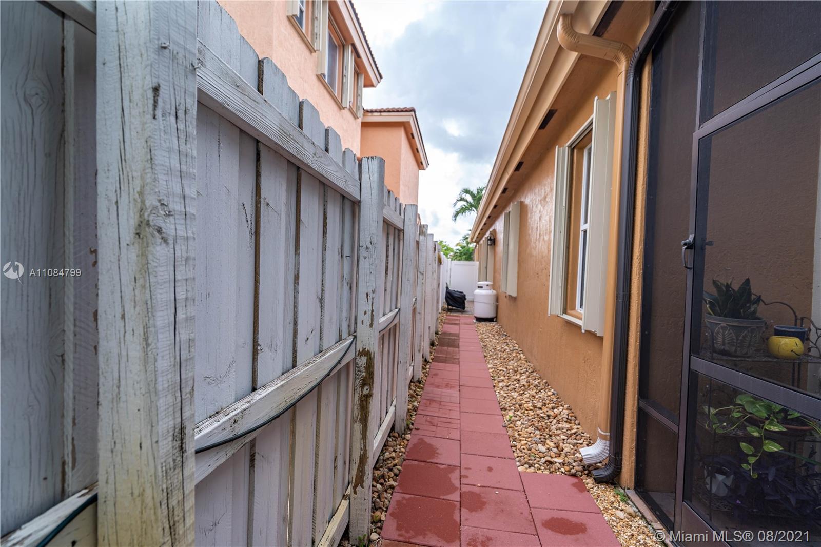 13124 Southwest 54th Court Miramar, FL 33027 - Photo 43 of 57