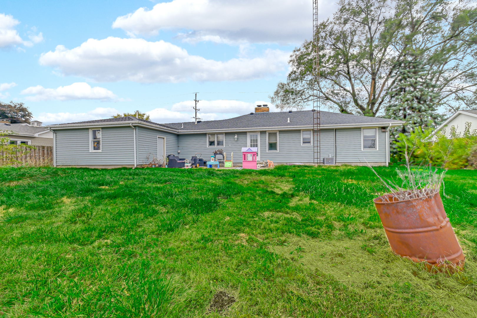 59 North 2750W Road Kankakee, IL 60901 - Photo 17 of 19 a front view of house with yard and green space
