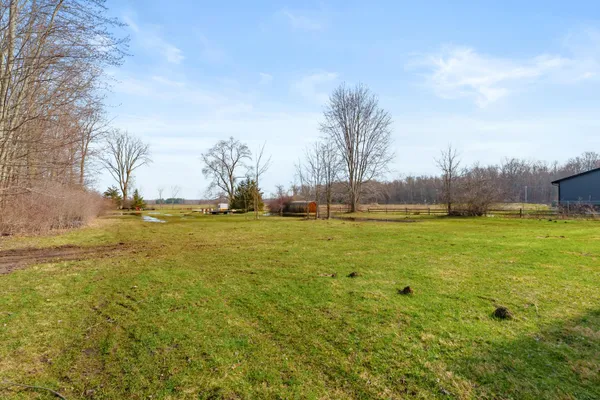 $249,000 | 26234 Highway 43, Mattawan, MI 49071