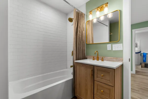 $249,000 | 26234 Highway 43, Mattawan, MI 49071