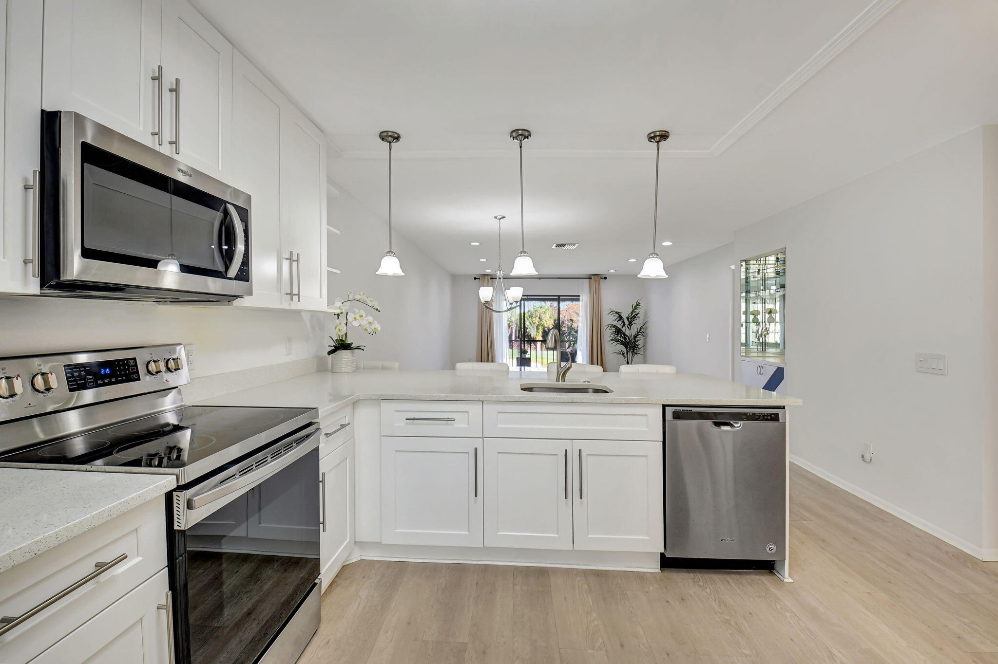 8315 Casa Del Lago, Unit F Boca Raton, FL 33433 - Photo 5 of 55 8-web-or-mls-DSC_7537