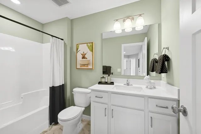 $274,900 | 2008 Apple Lane, Montrose, MN 55363