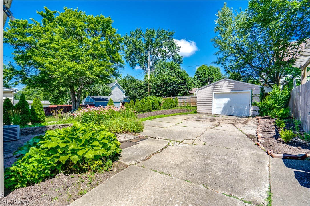 391 Reed Avenue Akron, OH 44301 - Photo 33 of 40