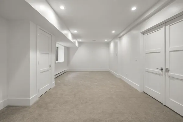 $4,425,000 | 11 Winthrop Circle, Weston, MA 02493