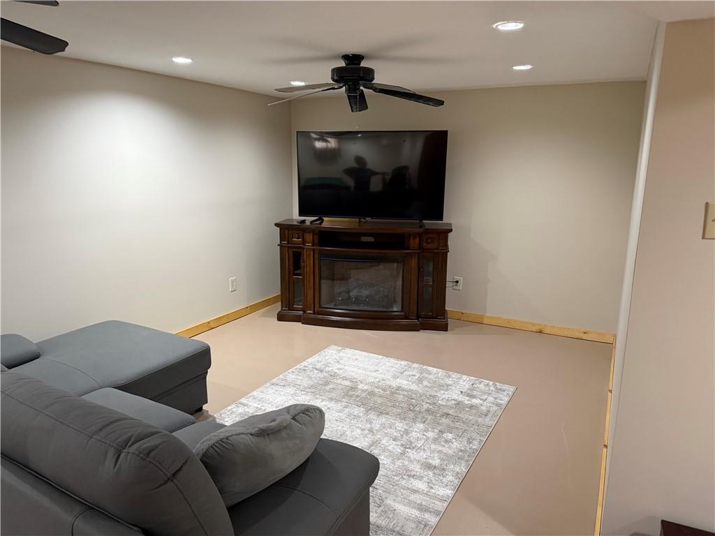 6474 Southwest Oak Ridge Road Stewartsville, MO 64490 - Photo 12 of 21