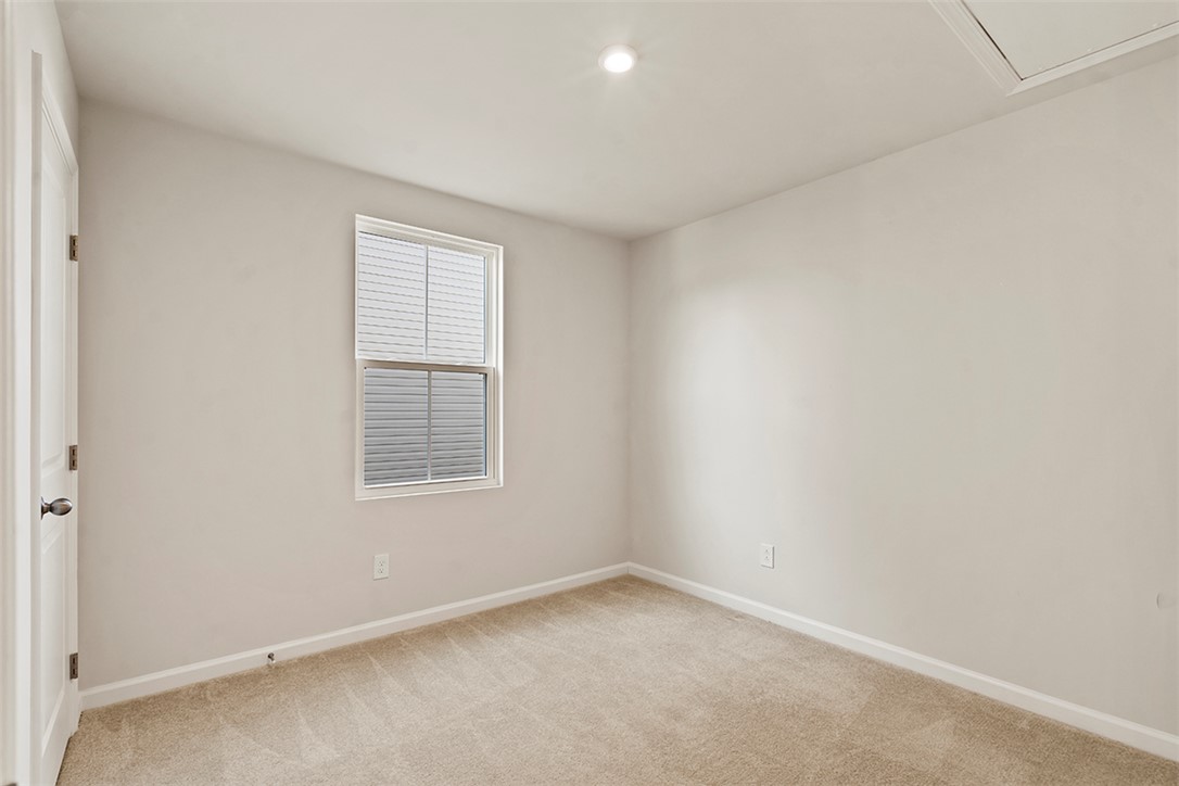 124 Highland Sta Drive Clinton, SC 29325 - Photo 13 of 25