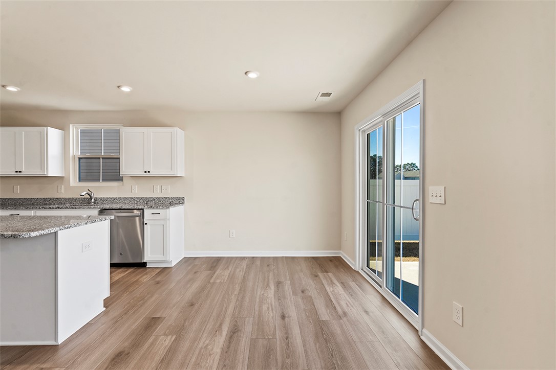 124 Highland Sta Drive Clinton, SC 29325 - Photo 5 of 25