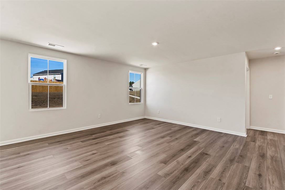 124 Highland Sta Drive Clinton, SC 29325 - Photo 8 of 25