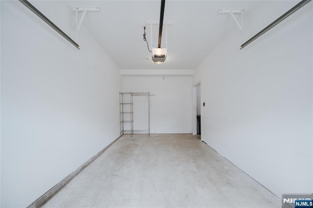 17 Cumbermeade Road, Unit 301 Fort Lee, NJ 07024 - Photo 16 of 18 Gallery Image 16