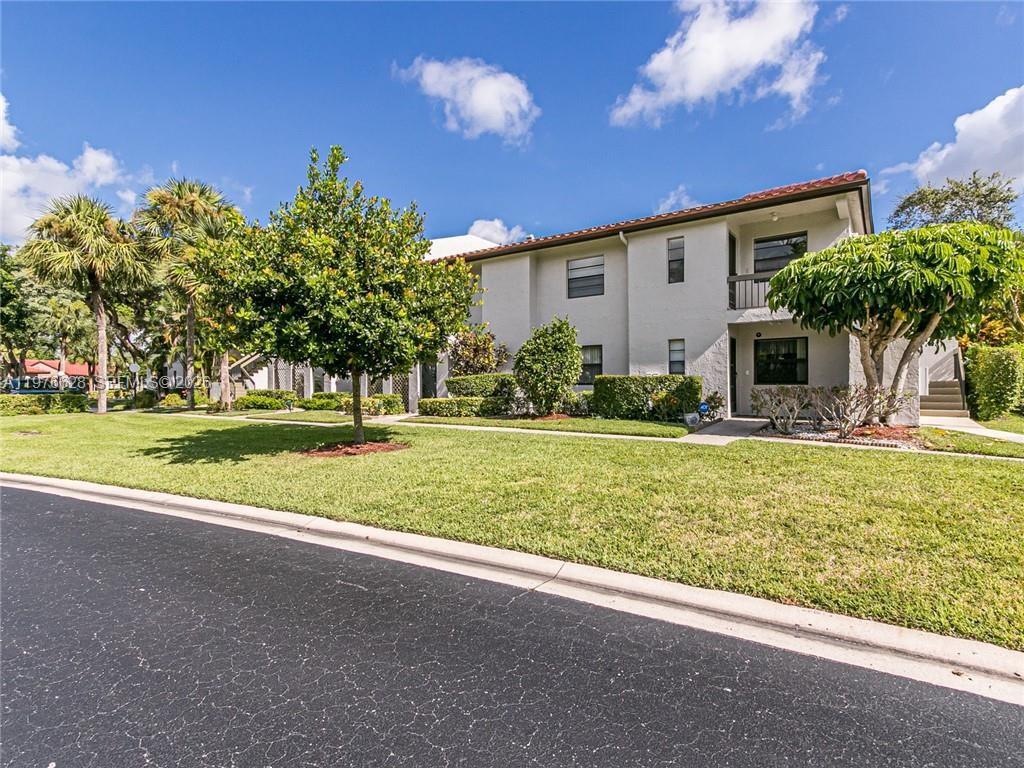 21559 Cypress Hammock Drive, Unit 44J Boca Raton, FL 33428 - Photo 5 of 49