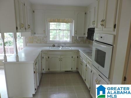 2 Christopher Way Anniston, AL 36207 - Photo 2 of 19
