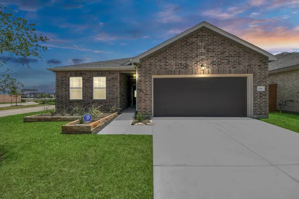 $2,545 | 1816 Corsica Crk Lane, Rosharon, TX 77583