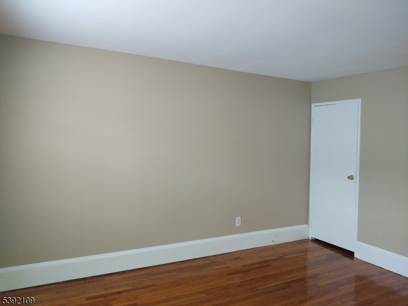 1273 Valley Road Wayne, NJ 07470 - Photo 10 of 15