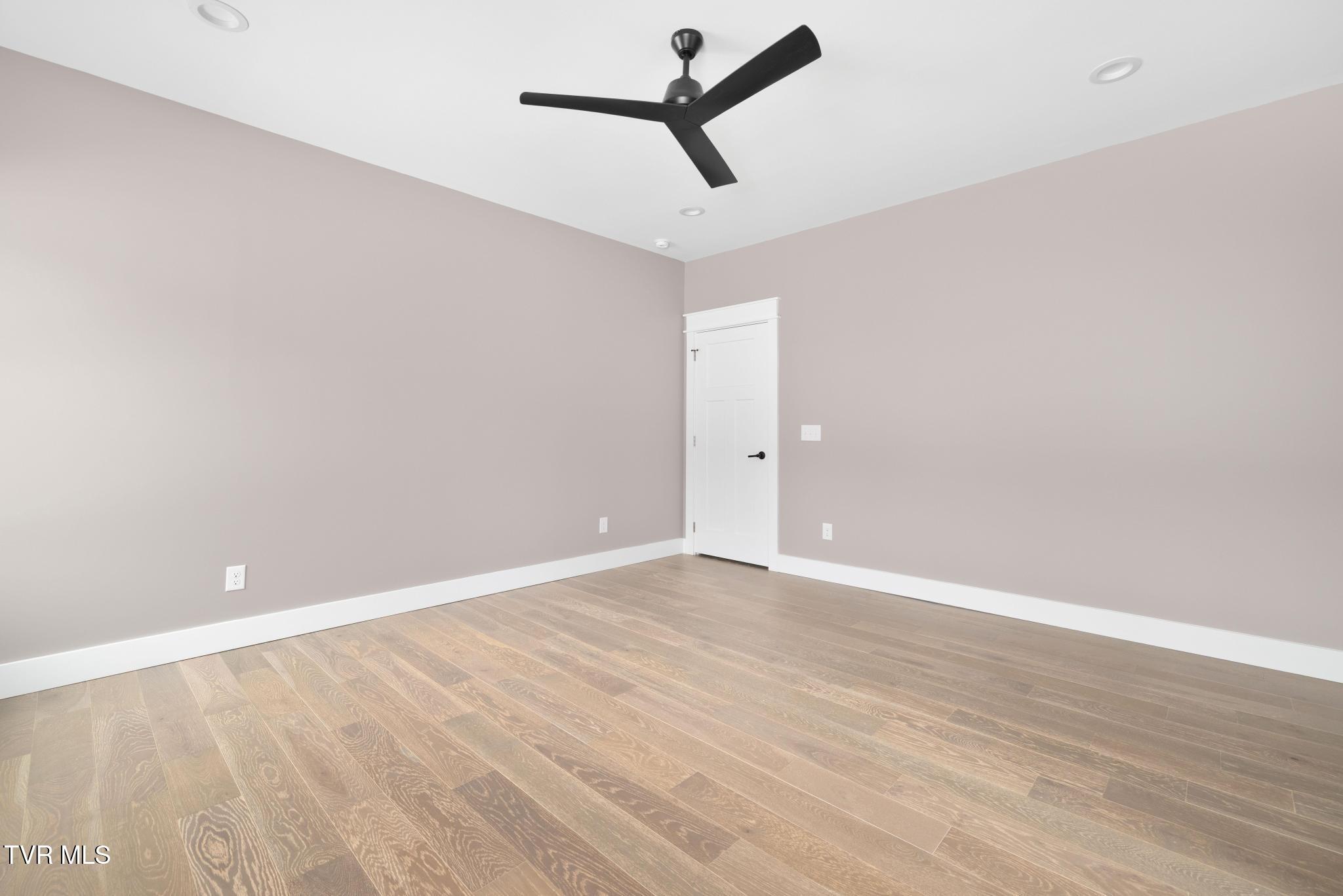 5419 Orebank Road Kingsport, TN 37664 - Photo 18 of 49 IMG_1976